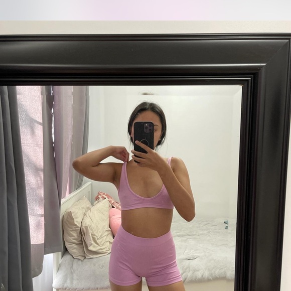 ZARA MATCHING SHORTS AND BRA SET in PINK - Picture 3 of 3